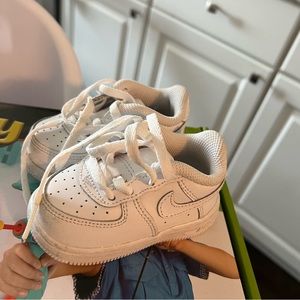 Toddler Nike Air Force 1s size 4